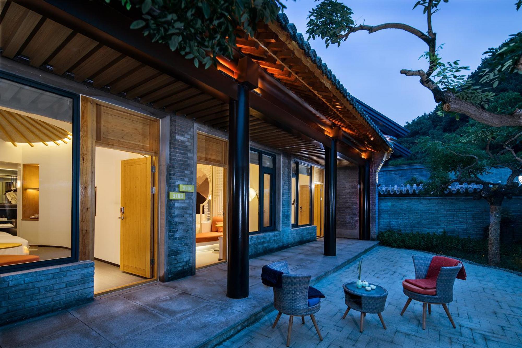 Jinshanling Great Wall Hotel Ченгде Екстериор снимка
