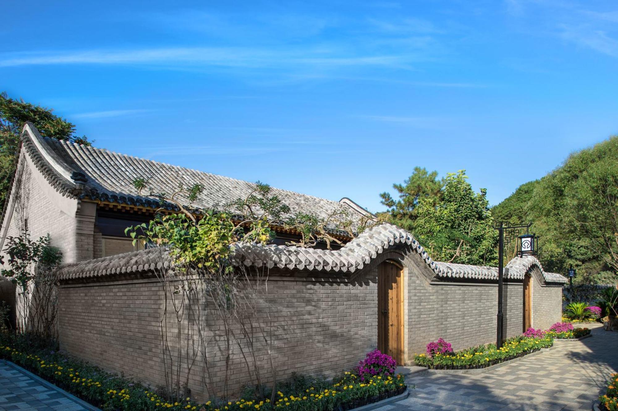 Jinshanling Great Wall Hotel Ченгде Екстериор снимка