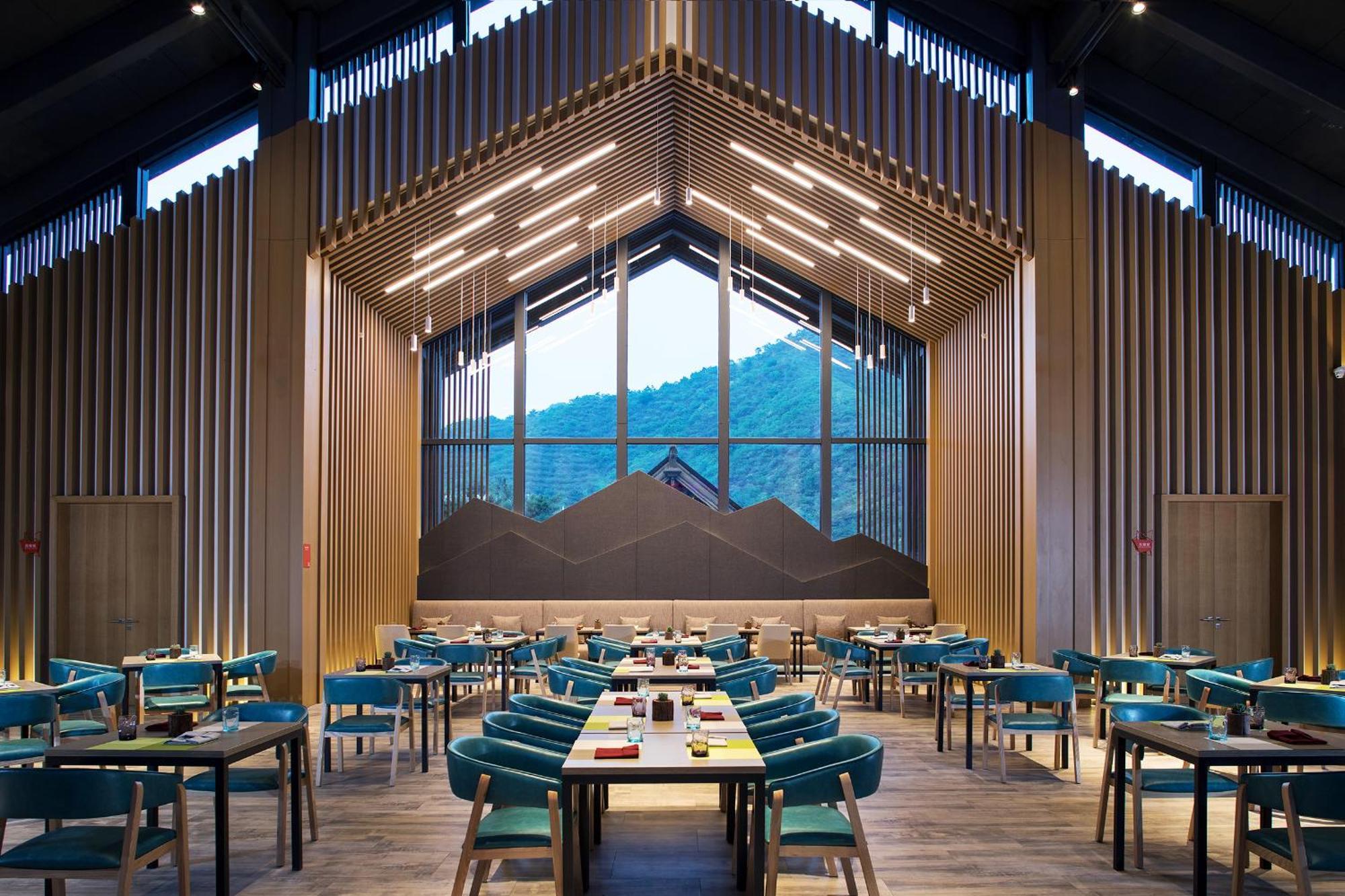 Jinshanling Great Wall Hotel Ченгде Екстериор снимка