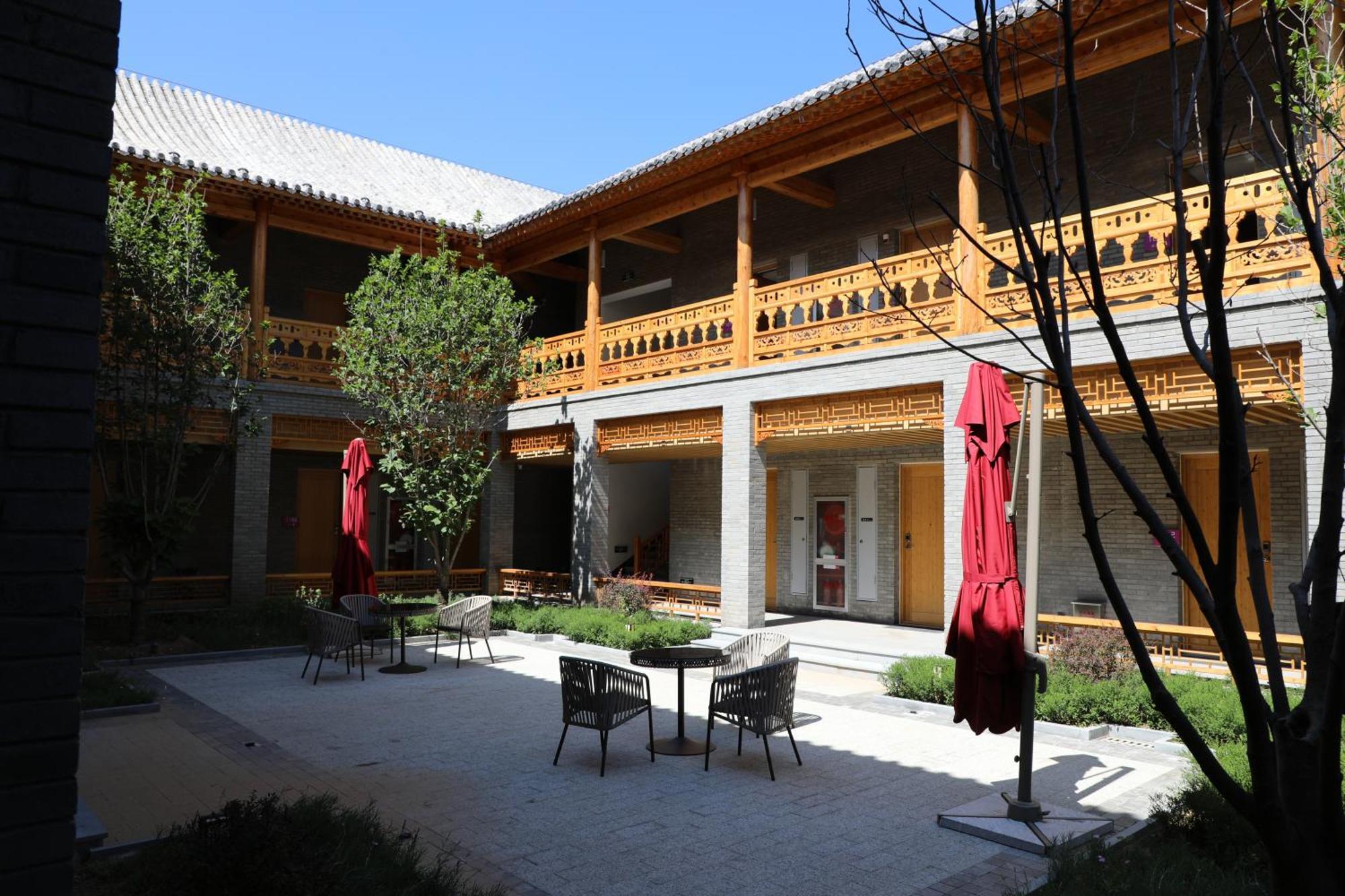 Jinshanling Great Wall Hotel Ченгде Екстериор снимка